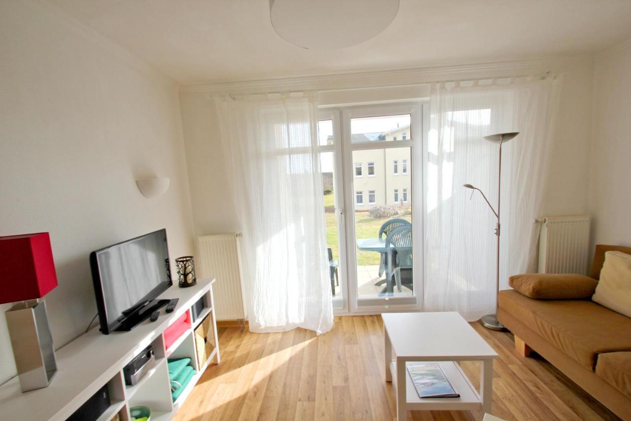 Terrasse, Gratis Nutzung Vom Ahoi Erlebnisbad Und Sauna In Sellin - Meeresblick Fewo 32 Gohren Bagian luar foto