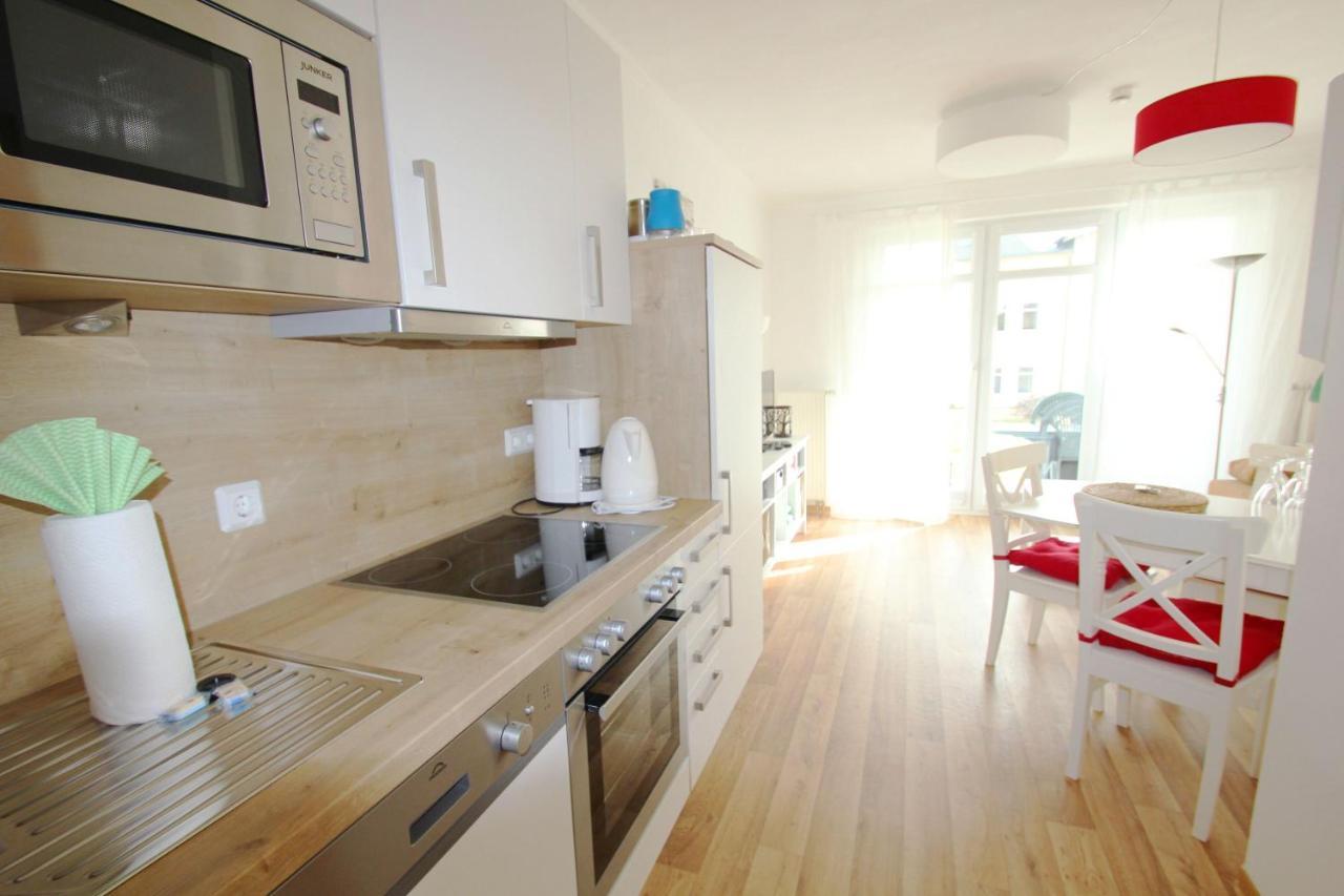 Terrasse, Gratis Nutzung Vom Ahoi Erlebnisbad Und Sauna In Sellin - Meeresblick Fewo 32 Gohren Bagian luar foto