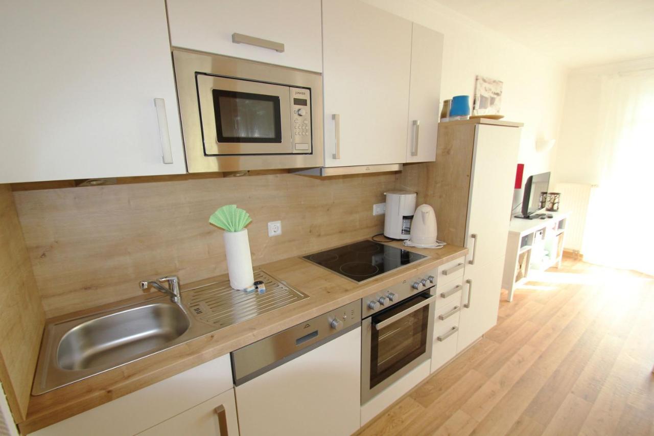 Terrasse, Gratis Nutzung Vom Ahoi Erlebnisbad Und Sauna In Sellin - Meeresblick Fewo 32 Gohren Bagian luar foto